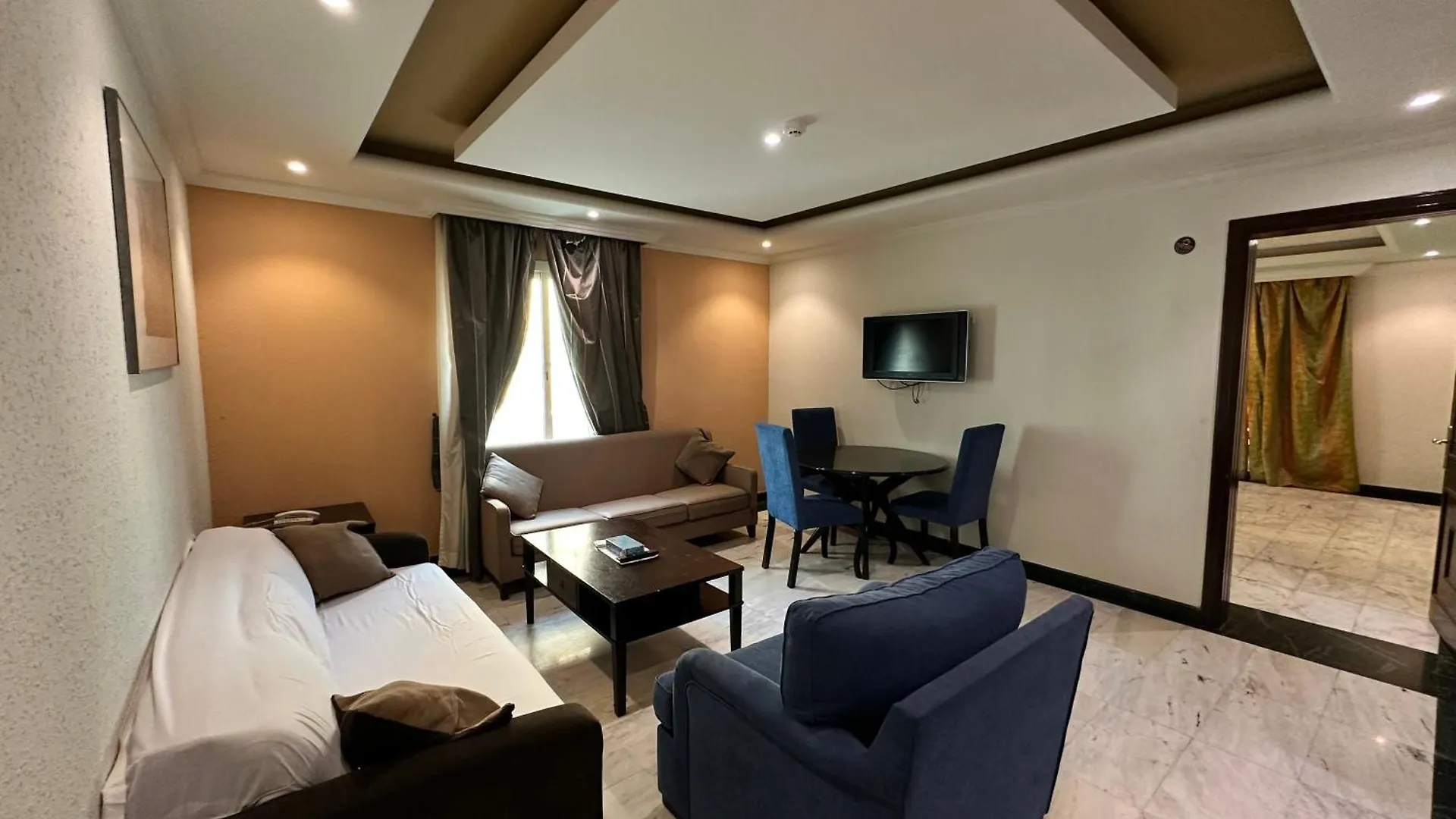Delmon Hotel Suites Djeddah